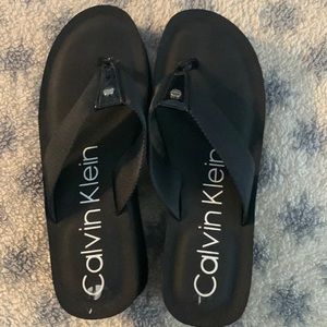 Calvin klein black thong platform sandals